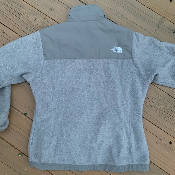 North Face Fleece Jacket - Picture 2 of 4
